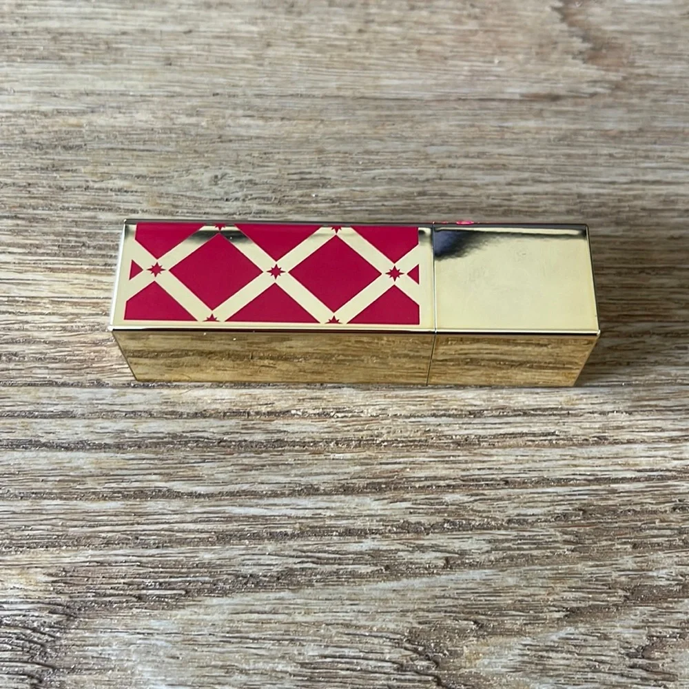 New Estée Lauder Pure Color Envy Sculpting Lipstick 539 Excite Red Full size